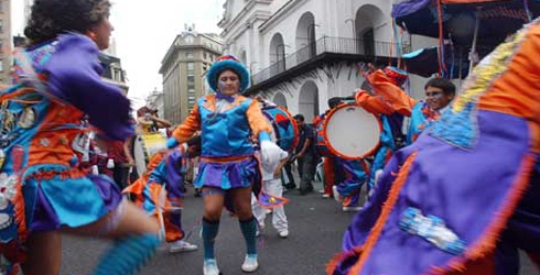 Llega el carnaval a la Ciudad Llega el carnaval a la Ciudad