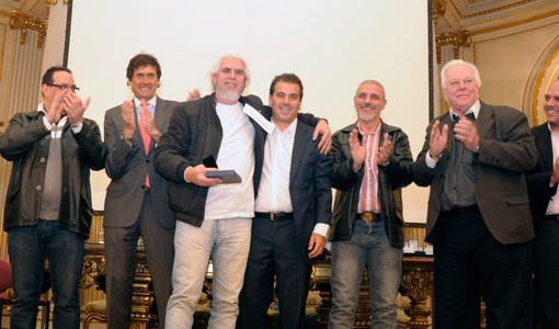 Homenaje a trabajadores que cumplen 25 años de servicios Homenaje a trabajadores que cumplen 25 años de servicios