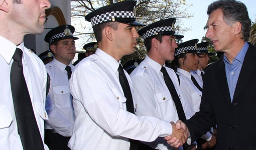 200 nuevos policias