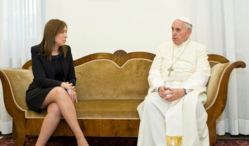 María Eugenia Vidal junto al Papa