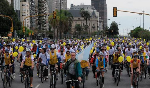 Una bicicleteada en la Ciudad Una bicicleteada en la Ciudad