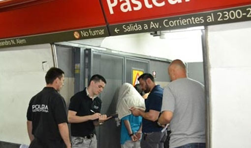 “Pungas” detenidos en la Línea B “Pungas” detenidos en la Línea B
