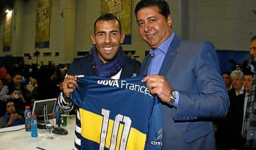 La Boca aportó su color para la bienvenida a Tevez