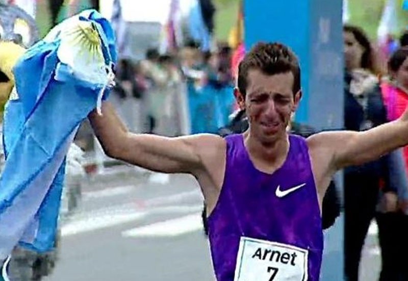 El africano Jonathan Chesoo llegó primero en los 42K de Buenos Aires El africano Jonathan Chesoo llegó primero en los 42K de Buenos Aires