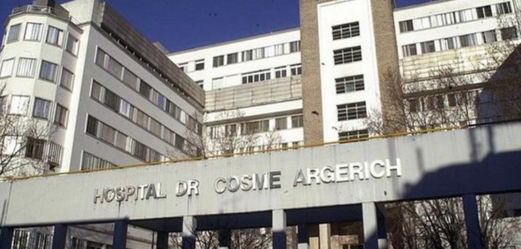 Un bebe fue encontrado en el baño del Hospital Argerich Un bebe fue encontrado en el baño del Hospital Argerich
