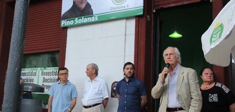 Pino Solanas inaugura la Casa de Proyecto Sur en Barracas