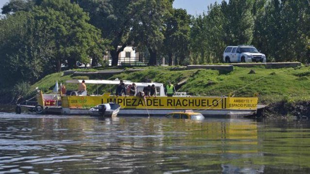 Inician obras en el Riachuelo que beneficiarán a los vecinos Inician obras en el Riachuelo que beneficiarán a los vecinos