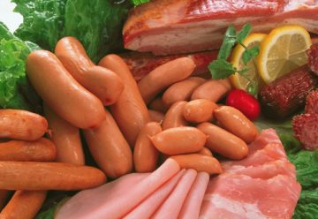 El riesgo del consumo abundante de embutidos