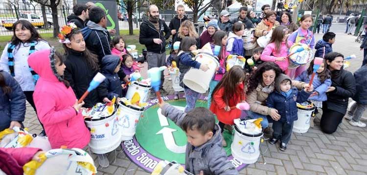 El barrio de Barracas de fiesta por su aniversario N° 163 El barrio de Barracas de fiesta por su aniversario N° 163