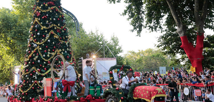 Desfile de Navidad organizado por la ciudad