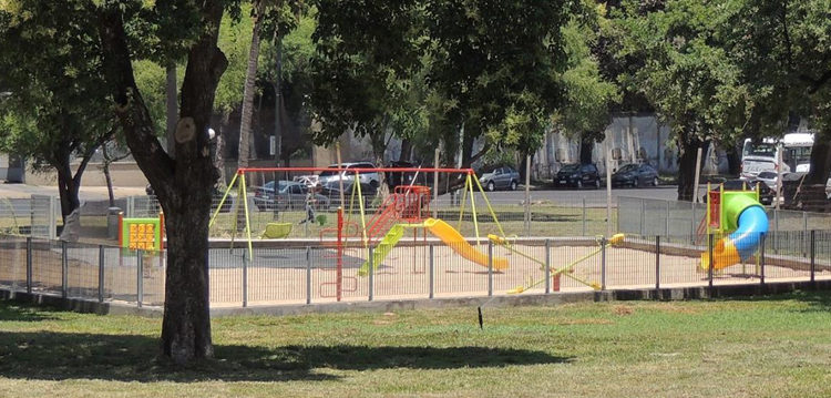 Renovacion y Puesta en Valor del Parque España en la Comuna Renovacion y Puesta en Valor del Parque España en la Comuna