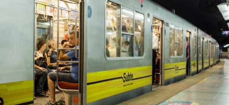 Dos estaciones de subte ya tienen nombres nuevos aprobados por la Legislatura Dos estaciones de subte ya tienen nombres nuevos aprobados por la Legislatura