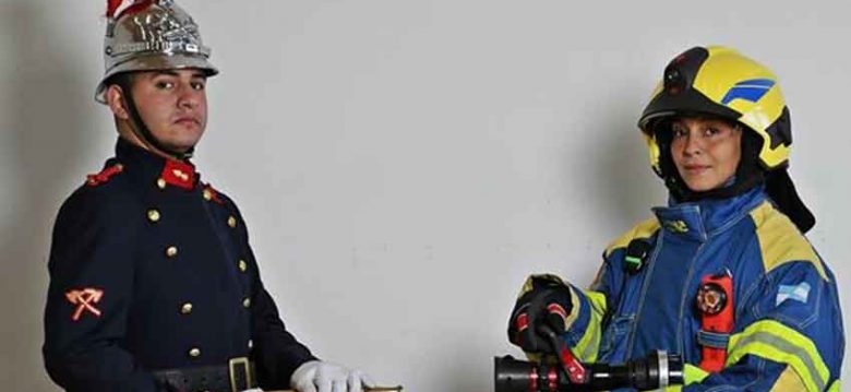 Cascos intervenidos en el 133 aniversario de los Bomberos de la Boca