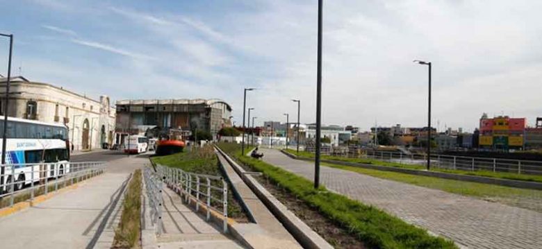 Paseo Quinquela Martín, una transformación de la ribera del riachuelo