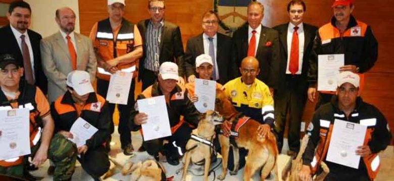 Reconocimiento a Rescastistas argentinos que colaboran en México Reconocimiento a Rescastistas argentinos que colaboran en México