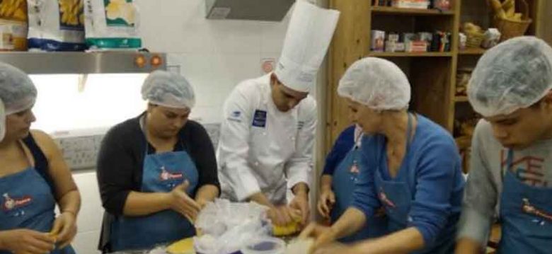 Actividad solidaria para ayudar a la Fundación Casa Rafael Actividad solidaria para ayudar a la Fundación Casa Rafael