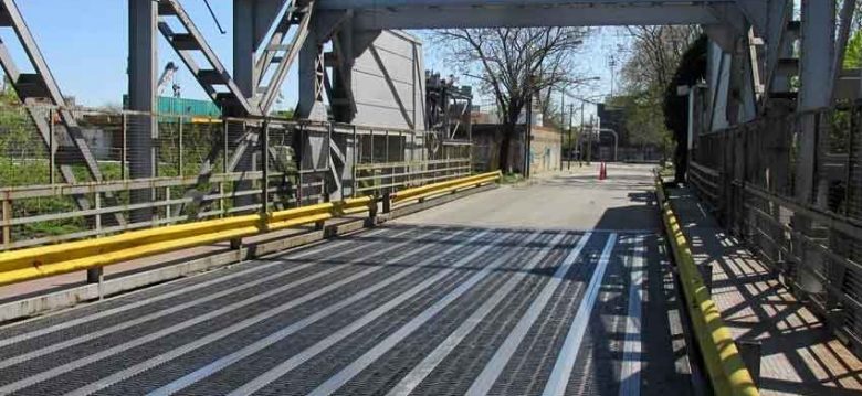 Vecinos de Barracas reclaman la pronta reapertura del puente Bosch Vecinos de Barracas reclaman la pronta reapertura del puente Bosch