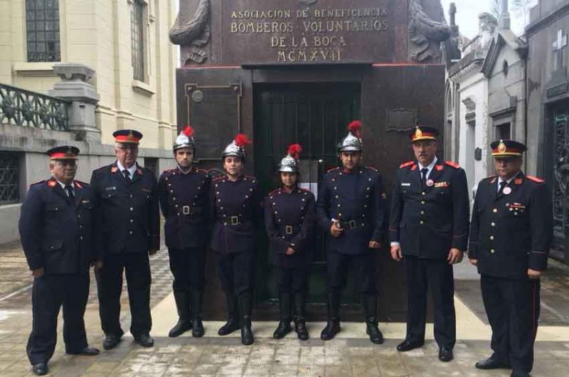 Bomberos de La Boca Conmemoró el día de Los Santos Difuntos