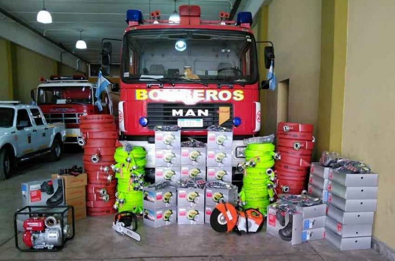 Bomberos de La Boca suman equipos para su trabajo