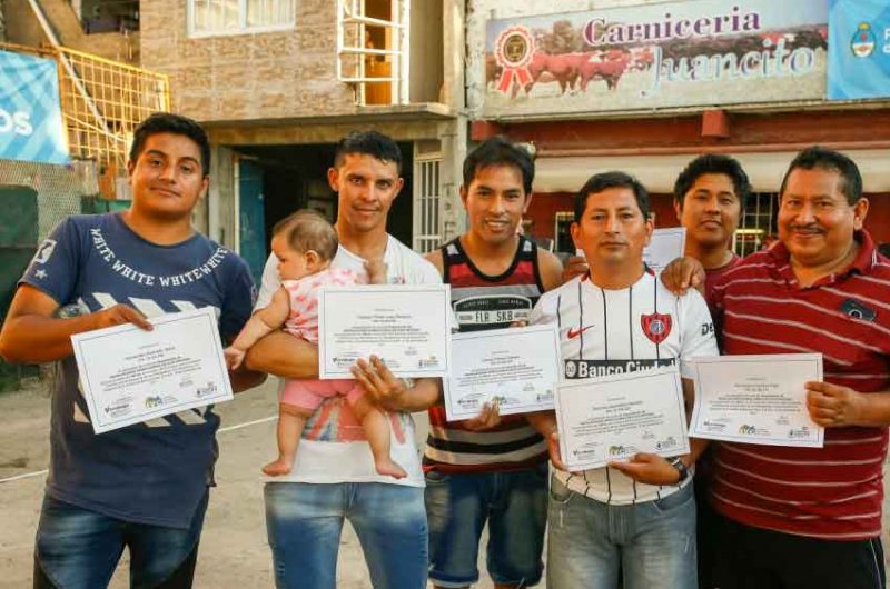 Capacitación y el empleo en el Barrio Rodrigo Bueno