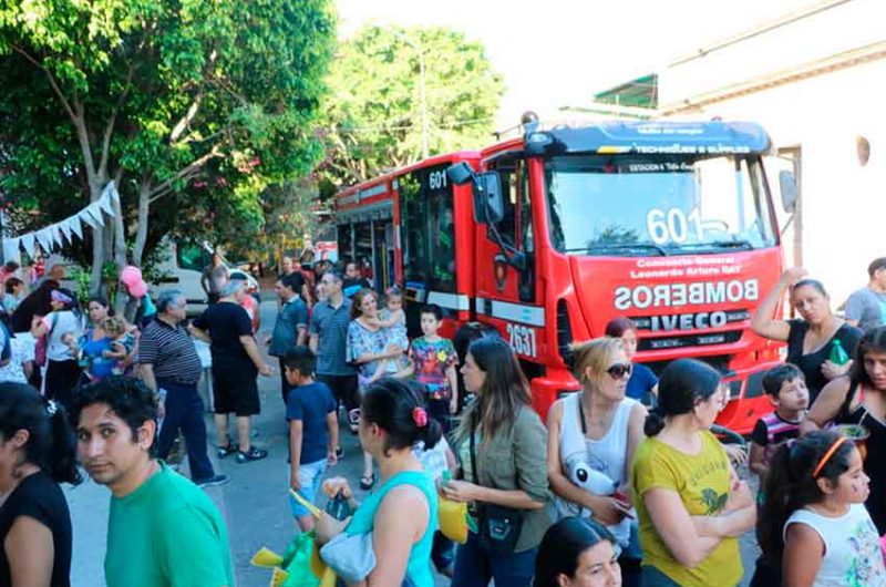 Bomberos de la Ciudad festejaron el día de Reyes