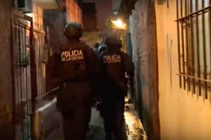 Cobraba «peaje» a vecinos de Barracas Cobraba «peaje» a vecinos de Barracas