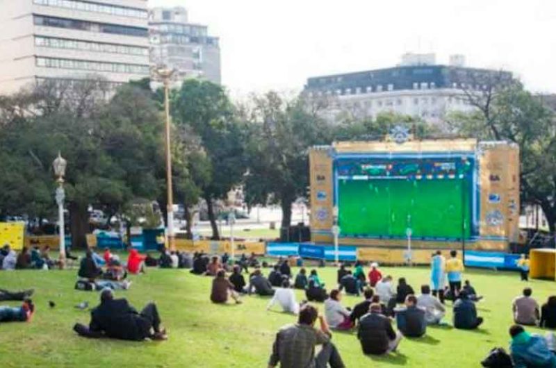Pantallas gigantes que trasmitirán los partidos del Mundial Pantallas gigantes que trasmitirán los partidos del Mundial
