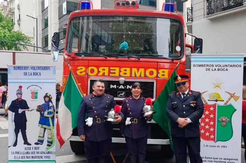 Bomberos de La Boca en Buenos Aires celebra Italia