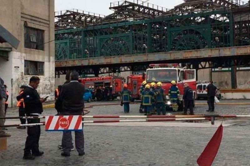 Se incendió un vagón en desuso en Constitución