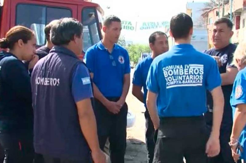 Los bomberos de la villa 21-24 de Barracas Los bomberos de la villa 21-24 de Barracas
