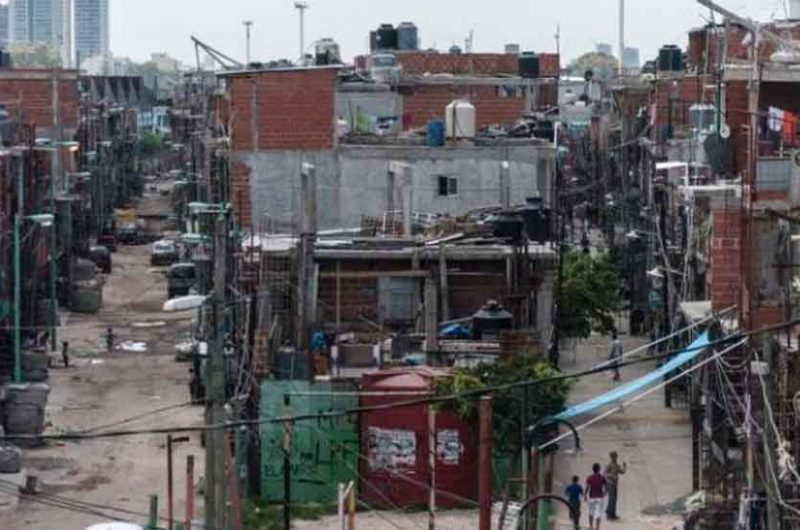 La electricidad se vuelve un drama en la Villa 21-24 La electricidad se vuelve un drama en la Villa 21-24