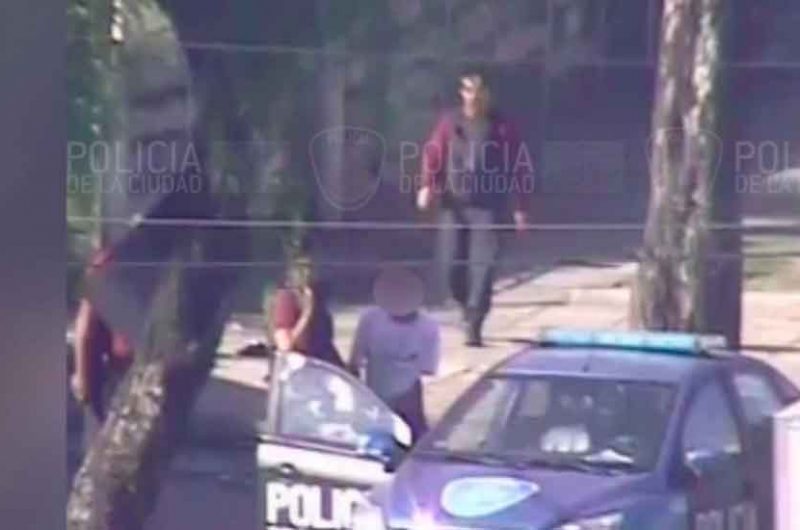 La Policía detuvo a un arrebatador en Pompeya La Policía detuvo a un arrebatador en Pompeya