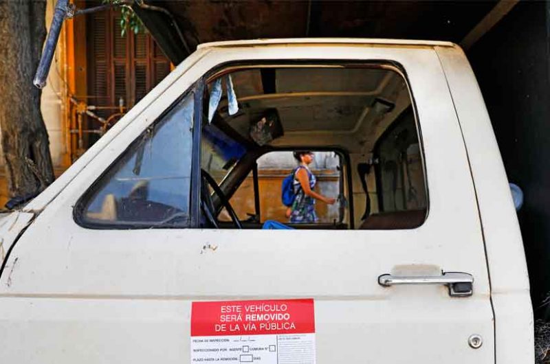 La ciudad removió 1.600 vehículos abandonados en 2018 La ciudad removió 1.600 vehículos abandonados en 2018