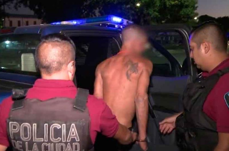 La Policía detuvo a un arrebatador en Barracas La Policía detuvo a un arrebatador en Barracas