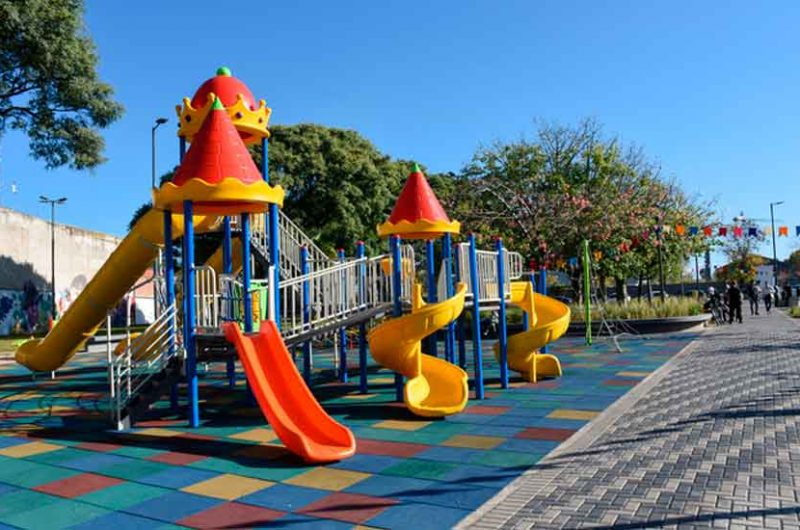 Ciudad Concluyó las obras de renovación de la Plaza Barbieri Ciudad Concluyó las obras de renovación de la Plaza Barbieri