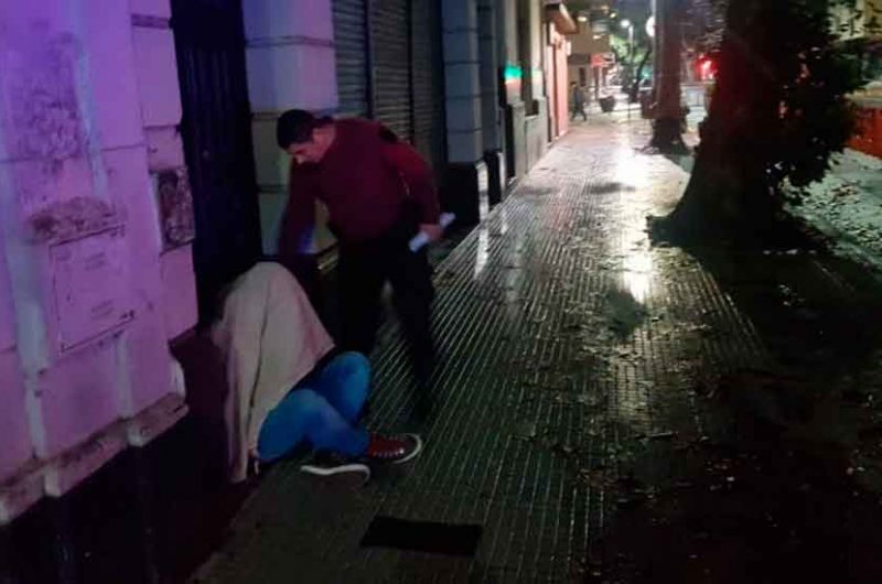 La Policía detuvo a un arrebatador con pedido de captura