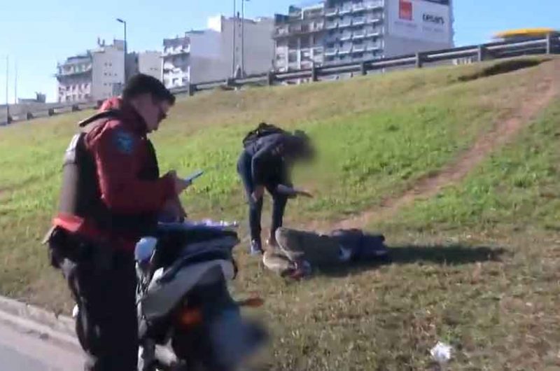 La Policía capturó a un arrebatador de celulares en Constitución La Policía capturó a un arrebatador de celulares en Constitución