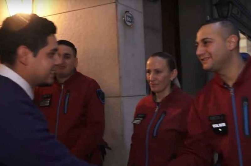 Policías salvaron la vida de un pequeño de casi dos años Policías salvaron la vida de un pequeño de casi dos años