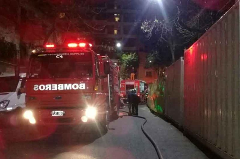 Se incendió un depósito del Hospital de Niños