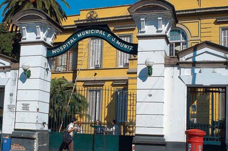 Ordenan exhumación de restos mal identificados en el Hospital Muñiz Ordenan exhumación de restos mal identificados en el Hospital Muñiz