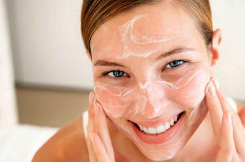 Limpieza facial para rejuvenecer y tener un cutis perfecto