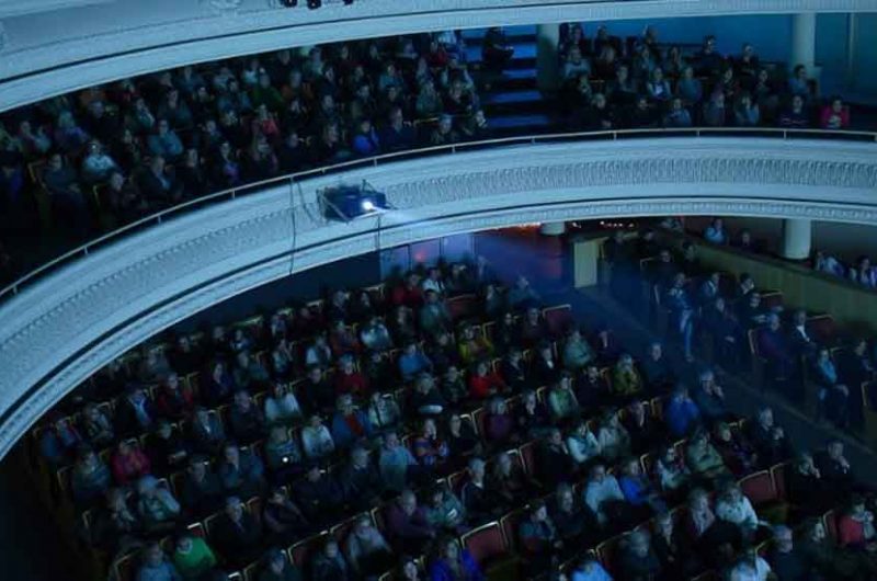 Continúa El Ciclo de Cine Mecenazgo Continúa El Ciclo de Cine Mecenazgo