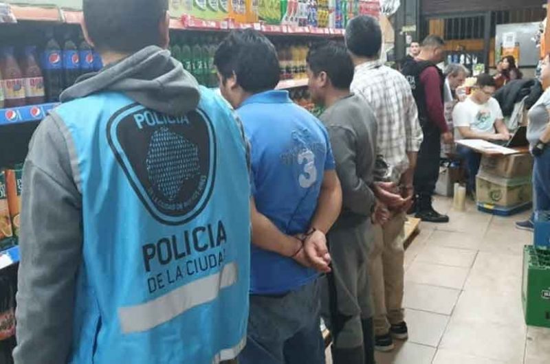 Cayó una banda que vendía drogas dentro de un supermercado chino