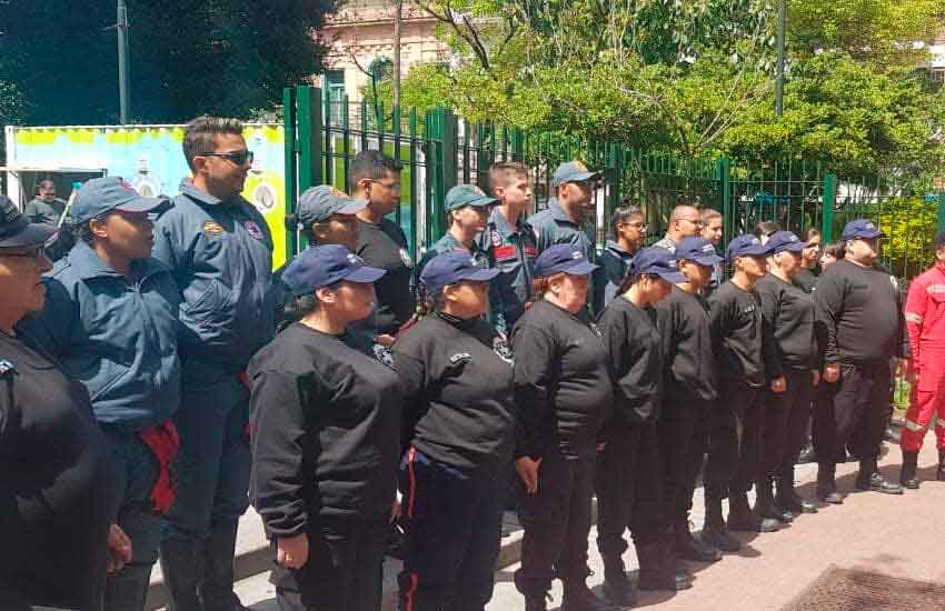 Reconocimiento al Presidente de Bomberos de Vuelta de Rocha