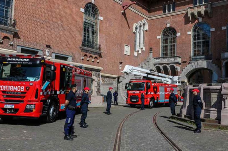 Aniversario de los Bomberos de la Ciudad Aniversario de los Bomberos de la Ciudad