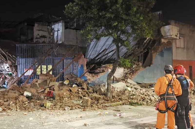 Se derrumbó un supermercado chino en Parque Patricios