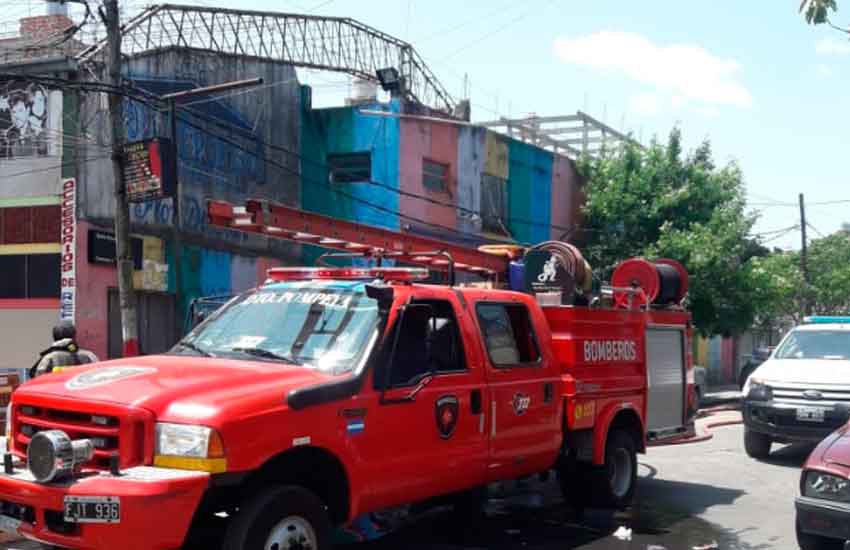 Incendio en Santo Domingo e Iguazú