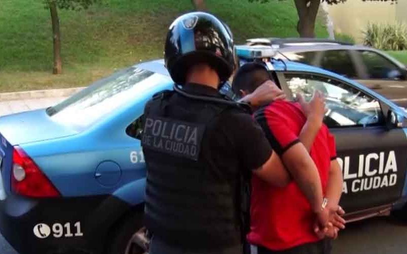 Una pareja de motochorros detenida en Constitución Una pareja de motochorros detenida en Constitución