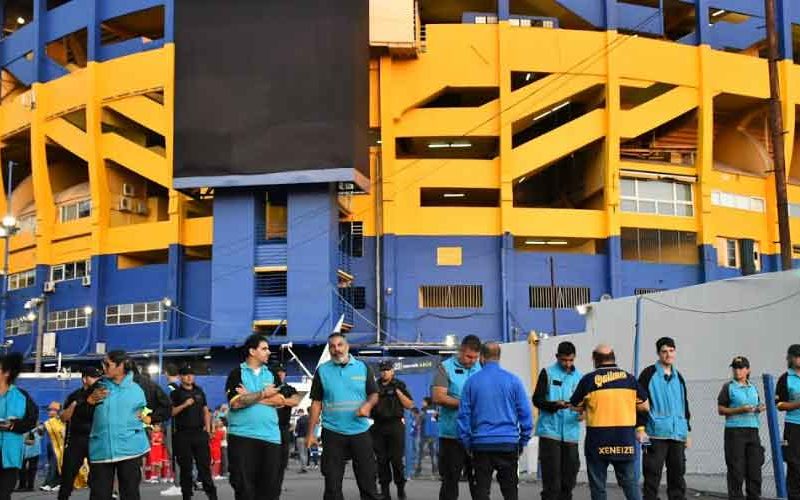 Impidieron el ingreso a dos miembros de La 12 Impidieron el ingreso a dos miembros de La 12