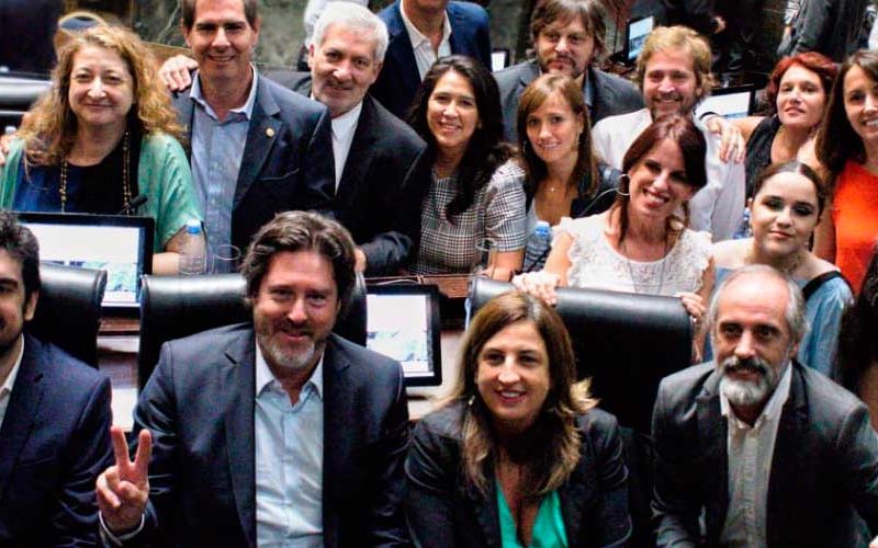 El Frente de Todos propuso medidas sanitarias para los barrios populares El Frente de Todos propuso medidas sanitarias para los barrios populares